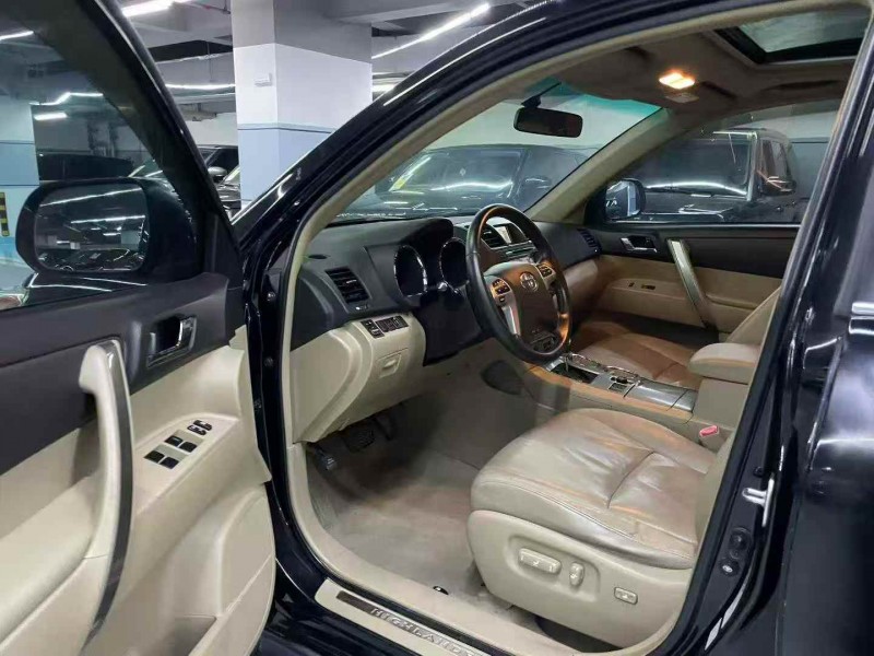 广州14年丰田汉兰达4