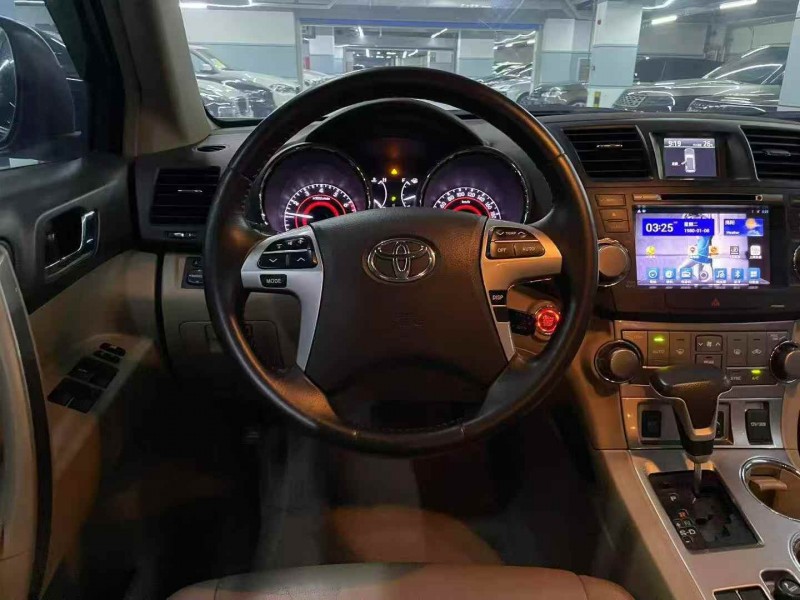 广州14年丰田汉兰达5