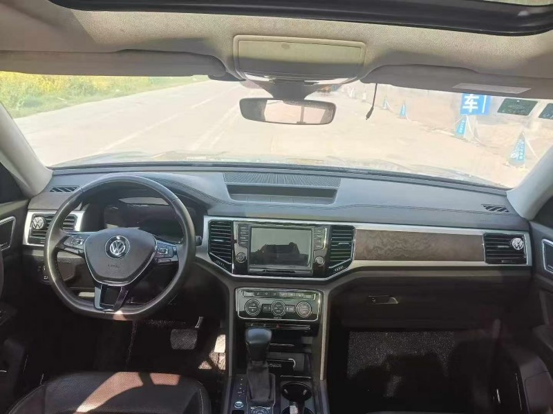 菏泽17年大众途昂6