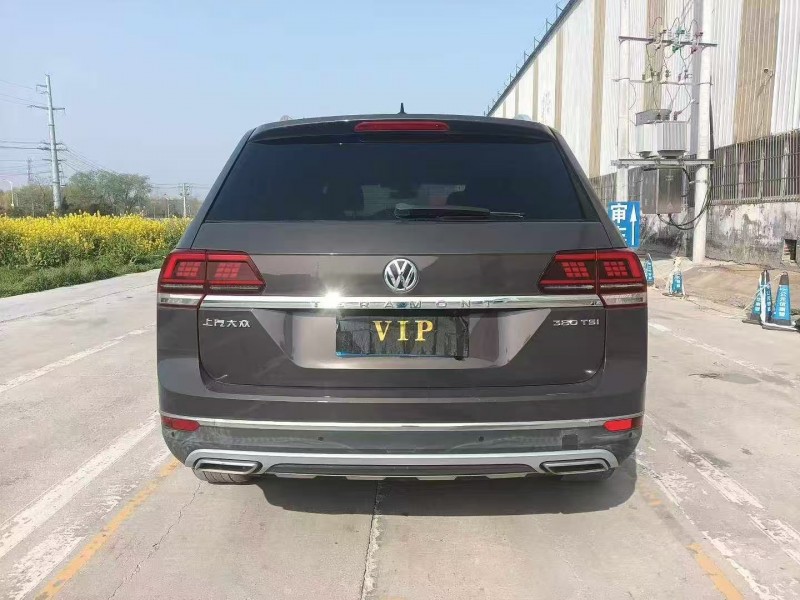 菏泽17年大众途昂9