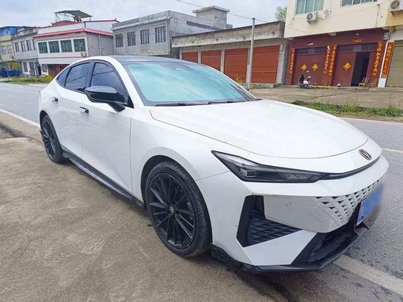 西安24年长安汽车UNI3