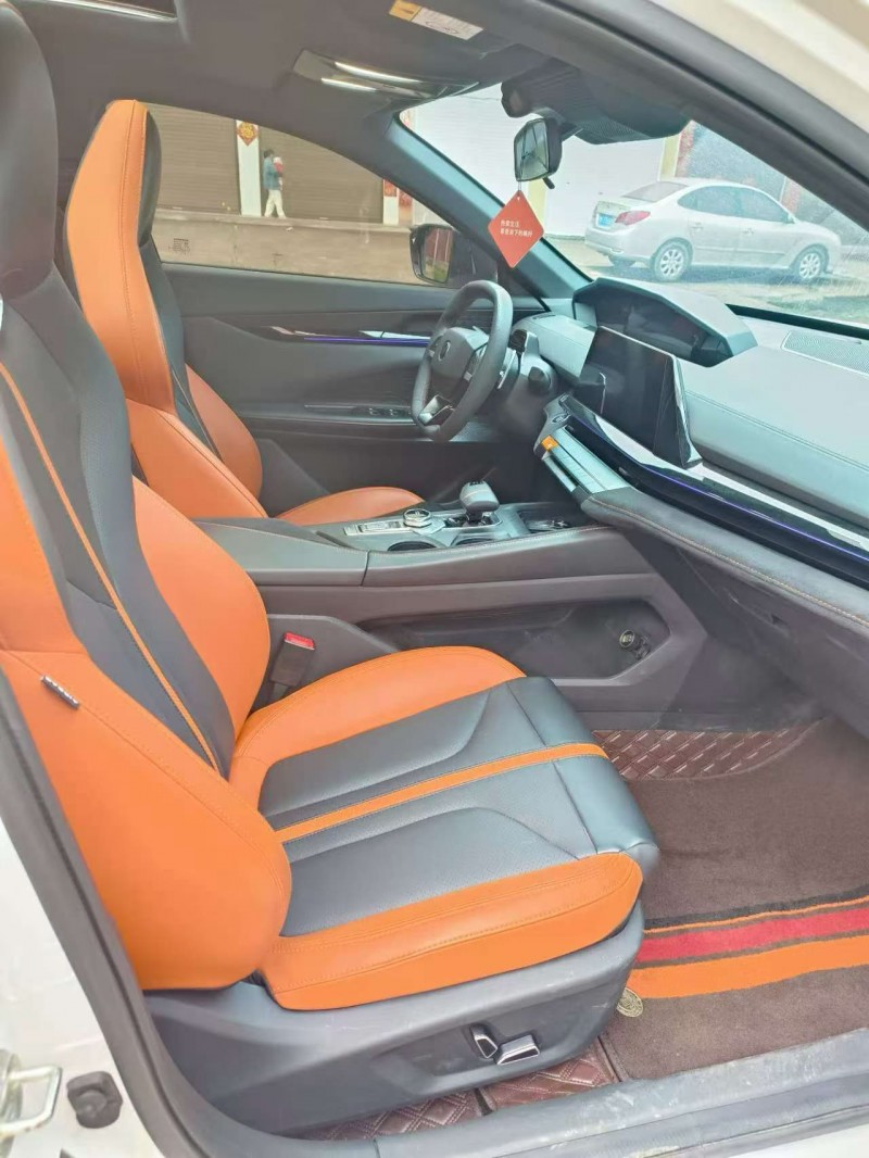 西安24年长安汽车UNI6