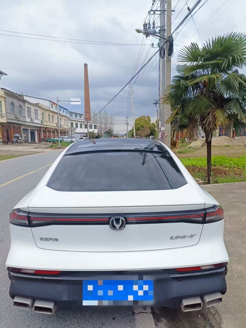 西安24年长安汽车UNI8