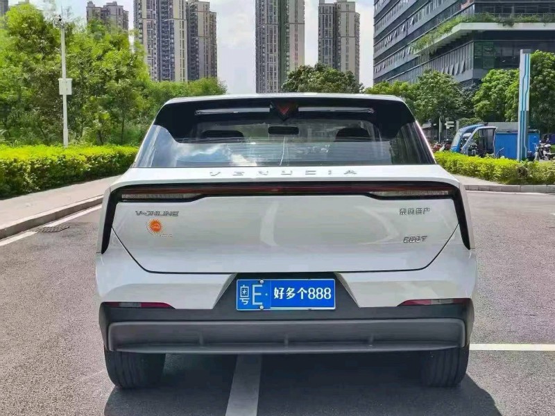 东莞25年启辰大V6