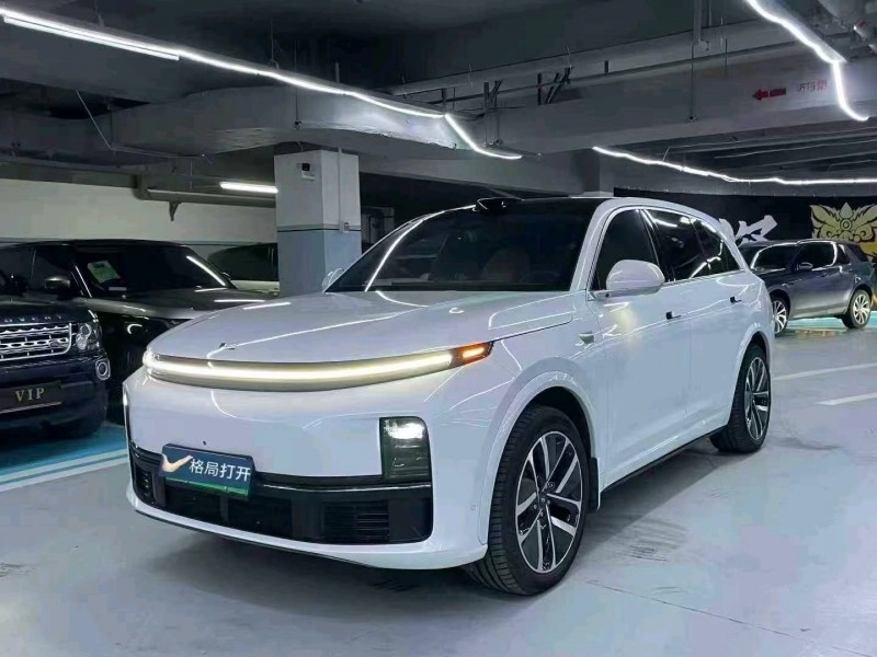 广州23年理想L74