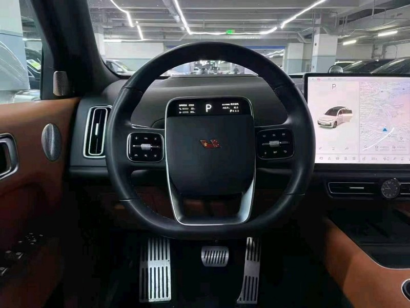 广州23年理想L77