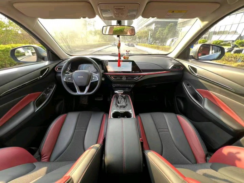 东莞22年长安汽车欧尚6