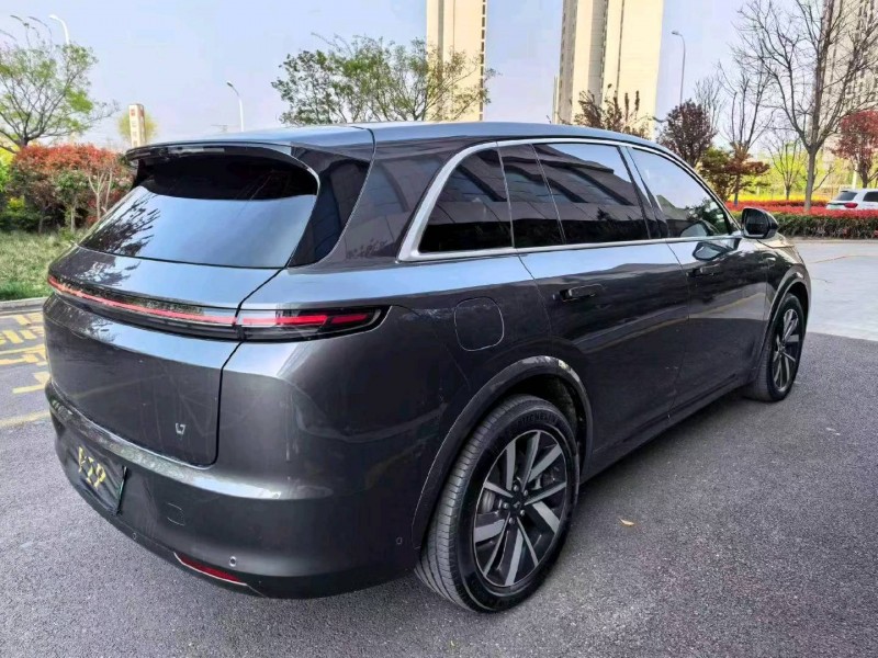 济南23年理想L74