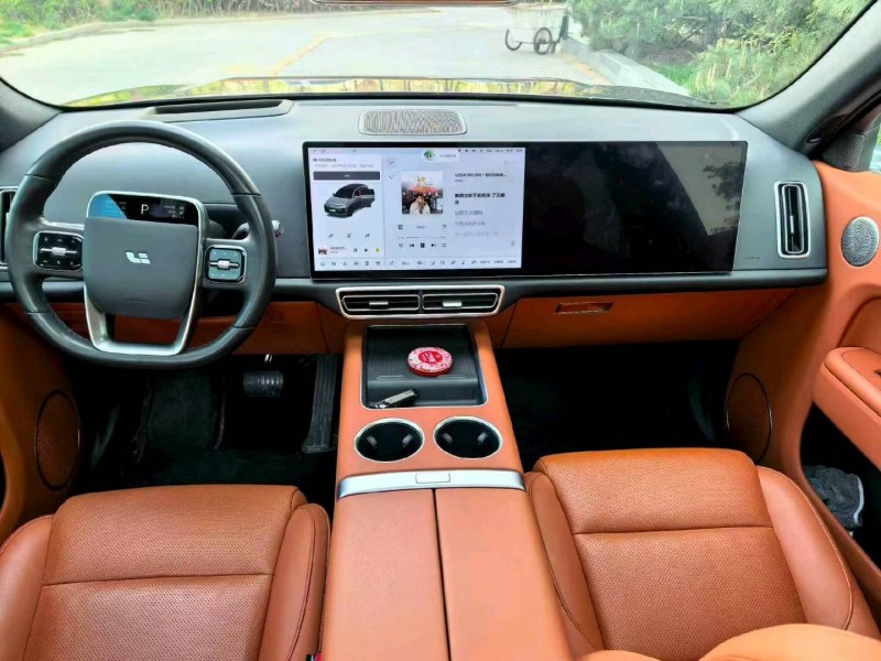 济南23年理想L77