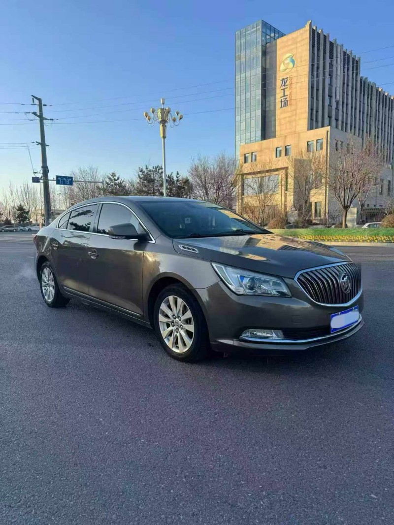 邢台15年别克君越3