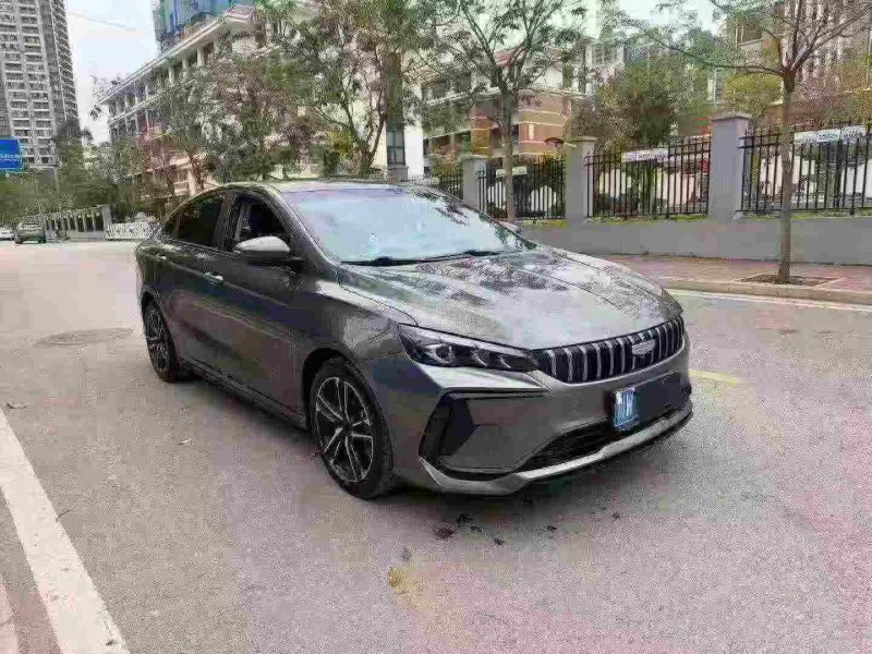 南宁24年吉利缤瑞3