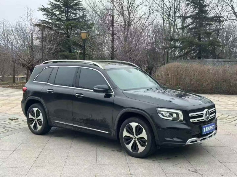 枣庄22年奔驰GLB3