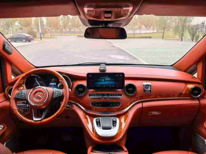 滨州21年奔驰圣母峰4