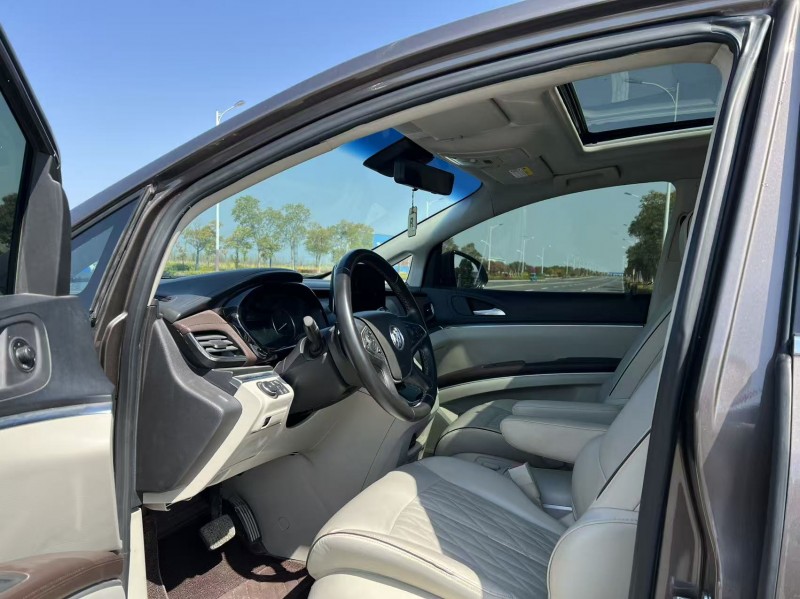 盐城22年别克GL84