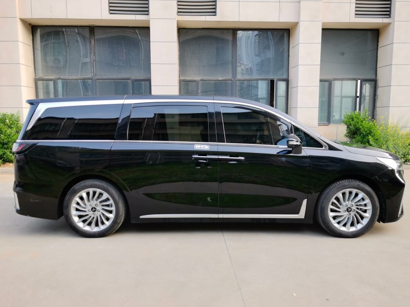 襄阳24年岚图汽车梦想家8