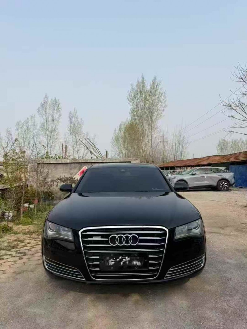 济宁14年奥迪A8L1
