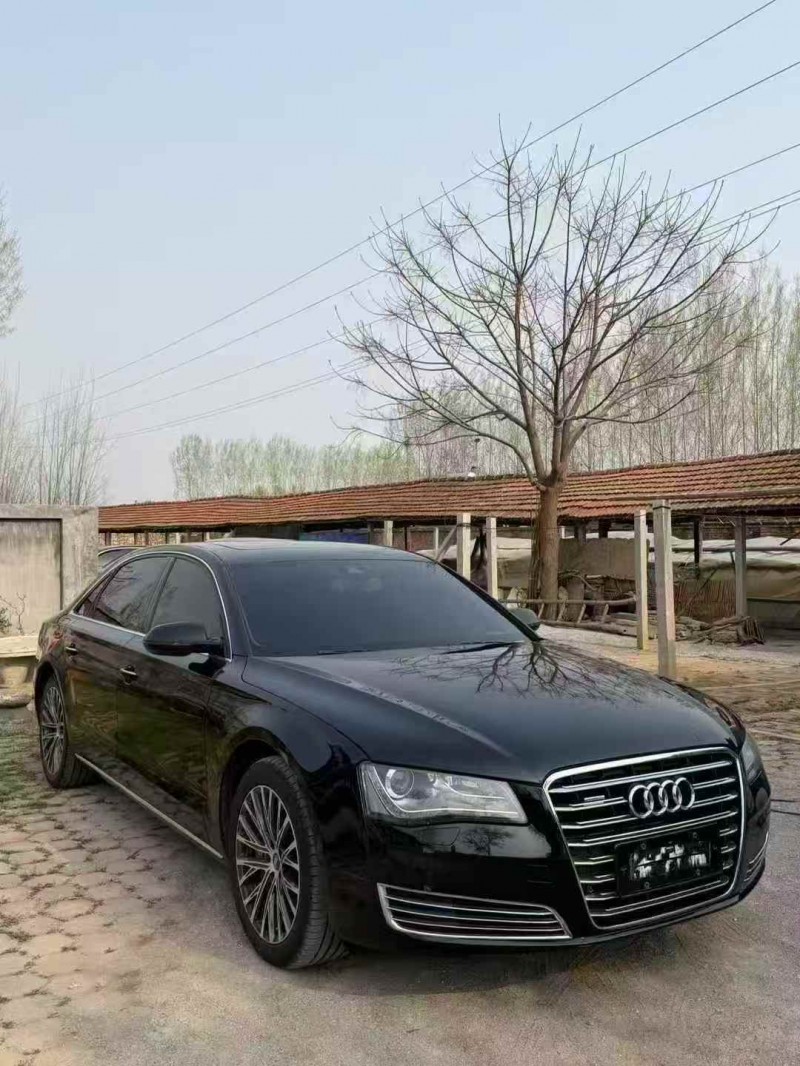 济宁14年奥迪A8L3