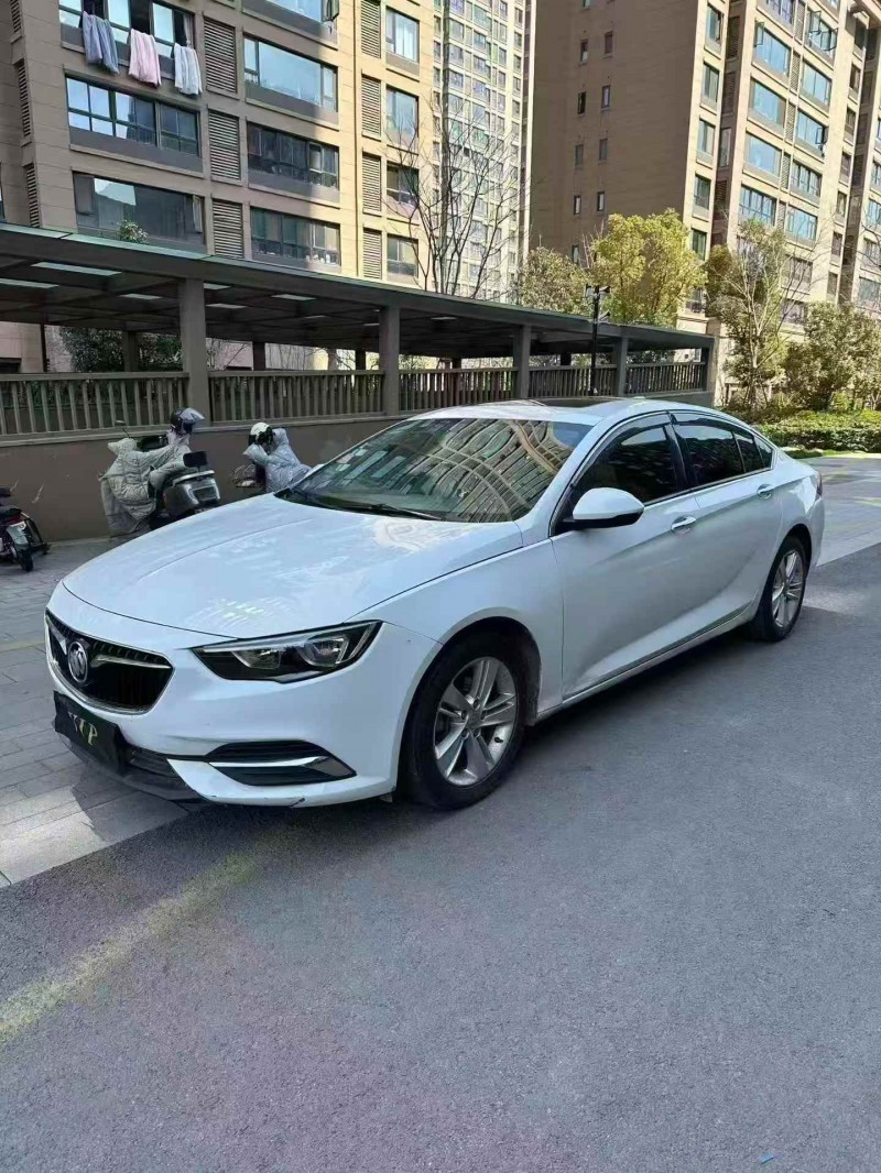 连云港19年别克君威3