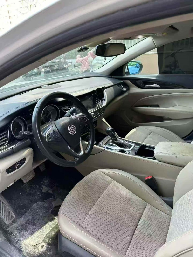 连云港19年别克君威7