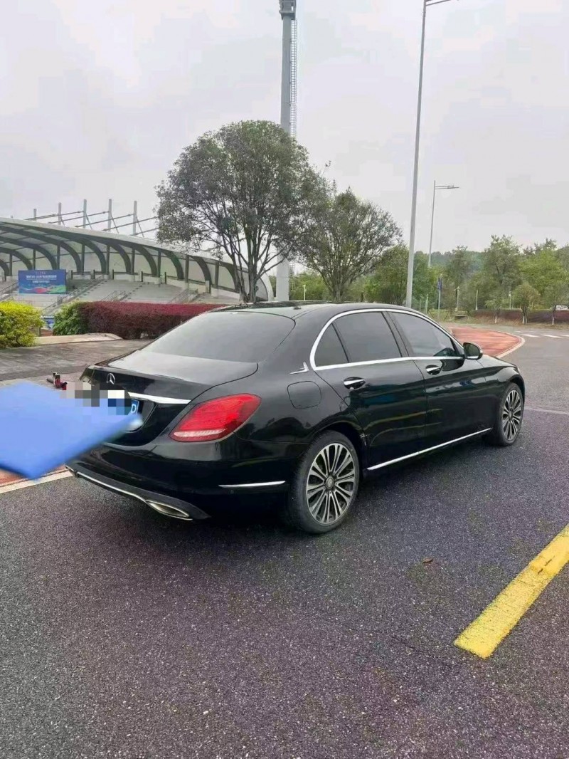 南宁15年奔驰C8