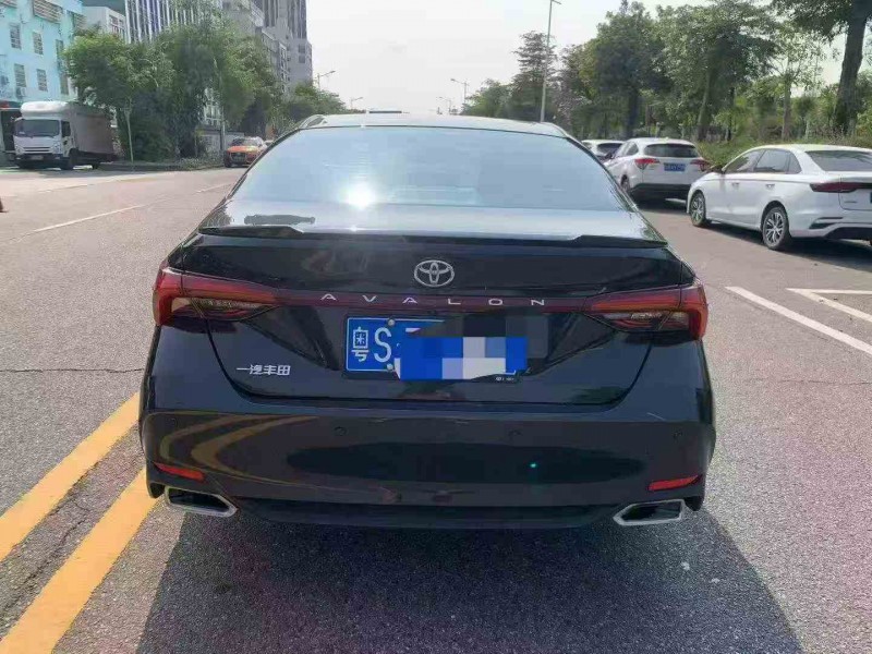 佛山22年丰田亚洲龙9