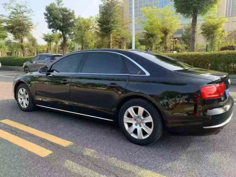 湛江15年奥迪A8L5