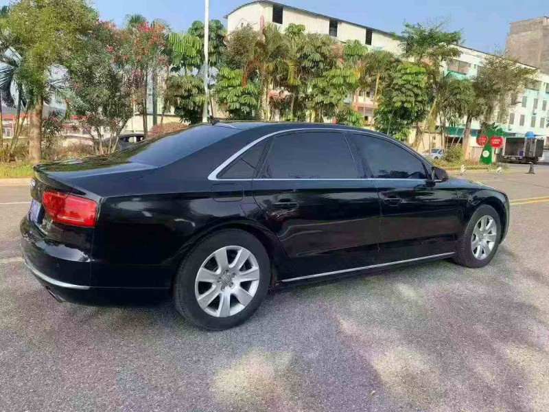 湛江15年奥迪A8L8