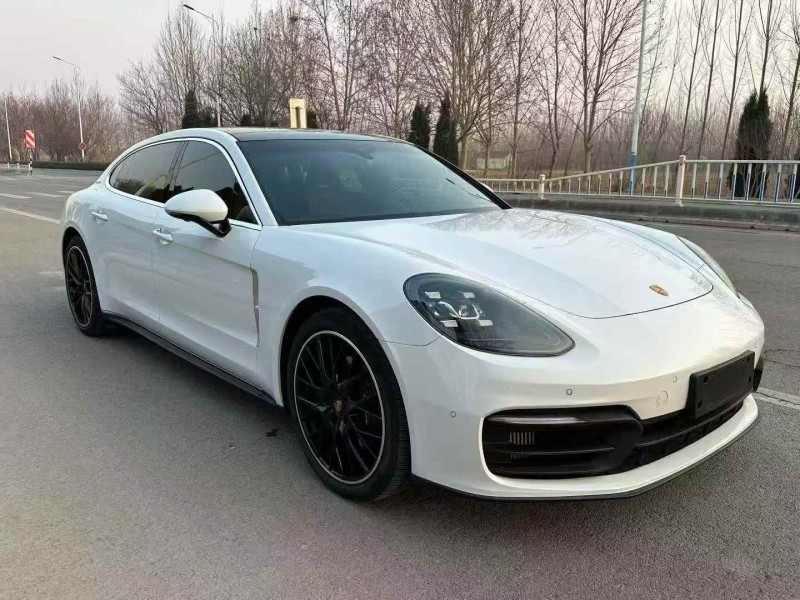 滨州22年保时捷帕拉梅拉2