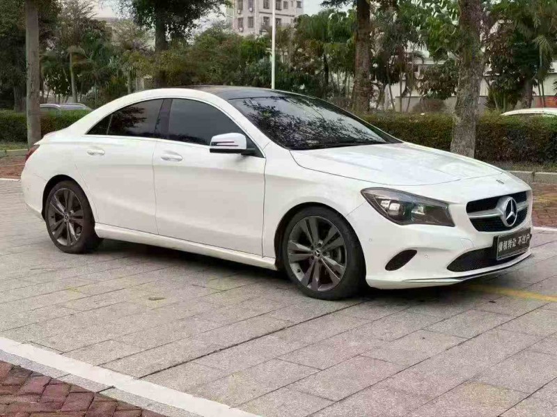 湛江19年奔驰CLA2