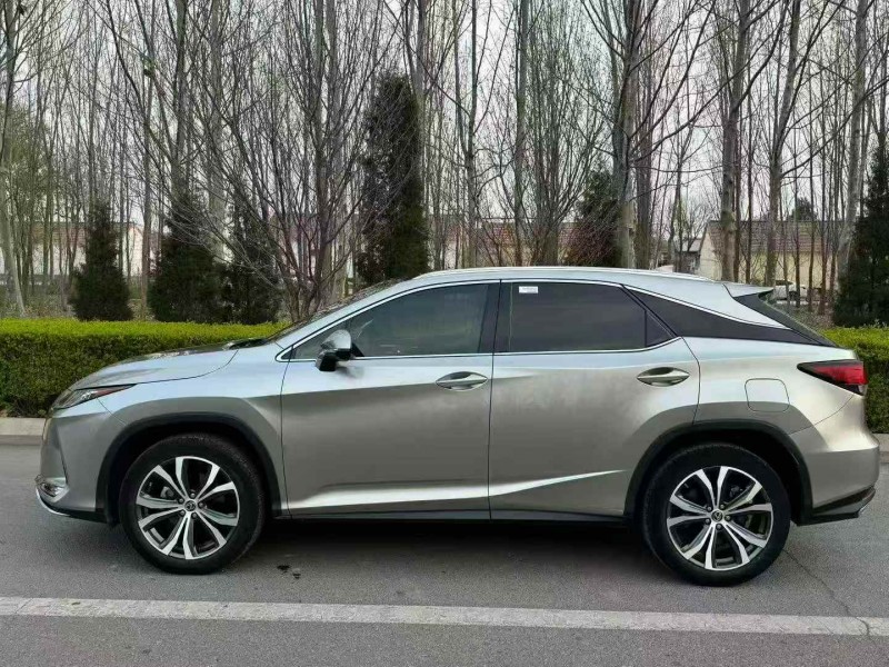 滨州22年雷克萨斯RX3