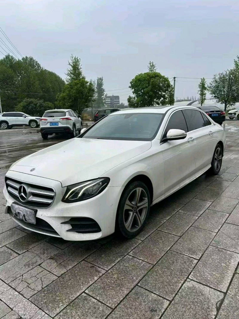宜昌19年奔驰E2