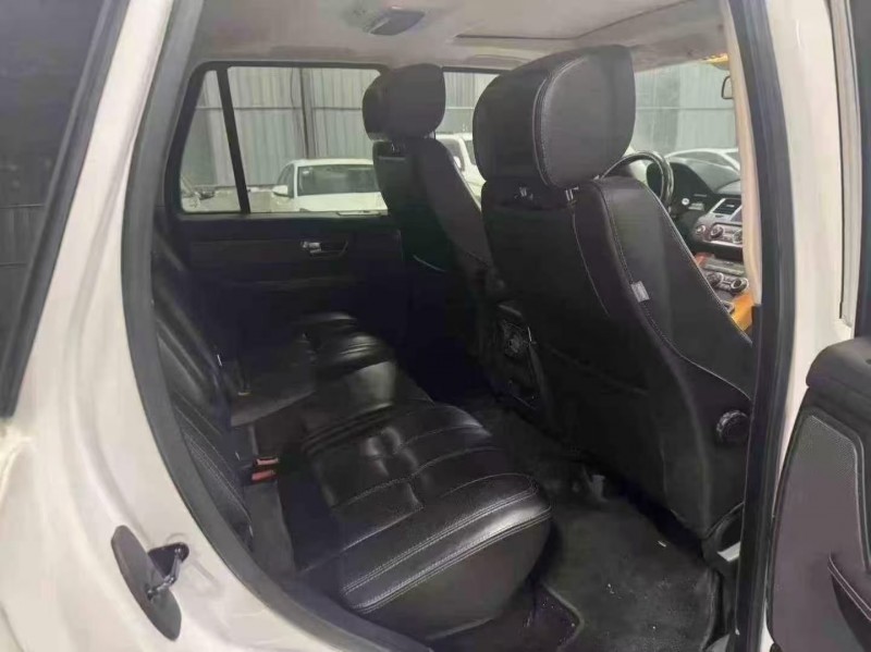 菏泽12年路虎揽胜运动4