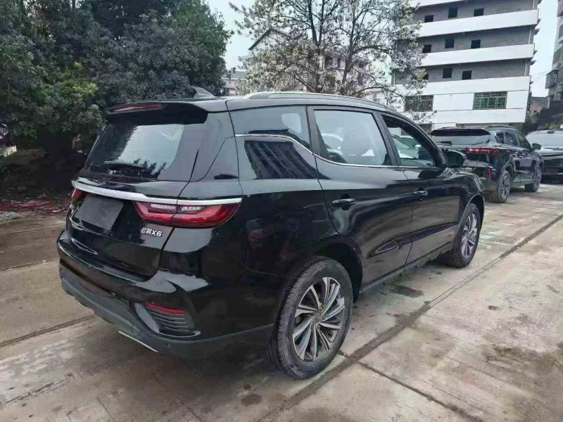 常德21年吉利远景4