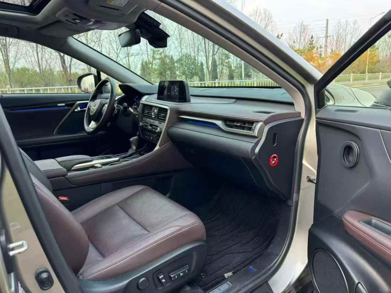 滨州22年雷克萨斯RX7