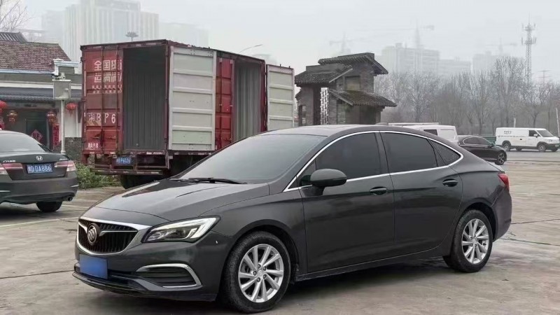 菏泽19年别克威朗3