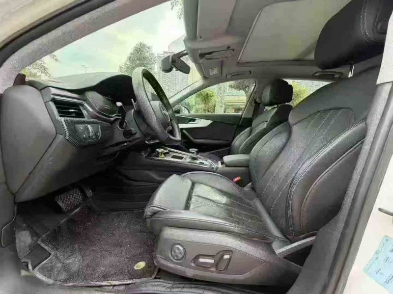 湛江21年奥迪A4L5