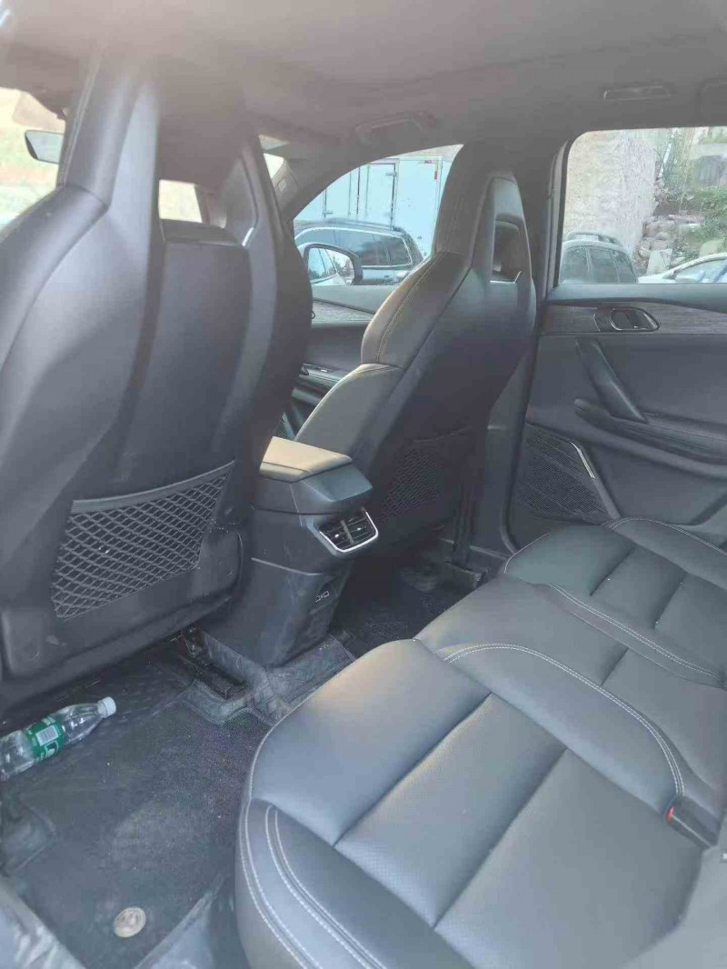 张家界24年领克065