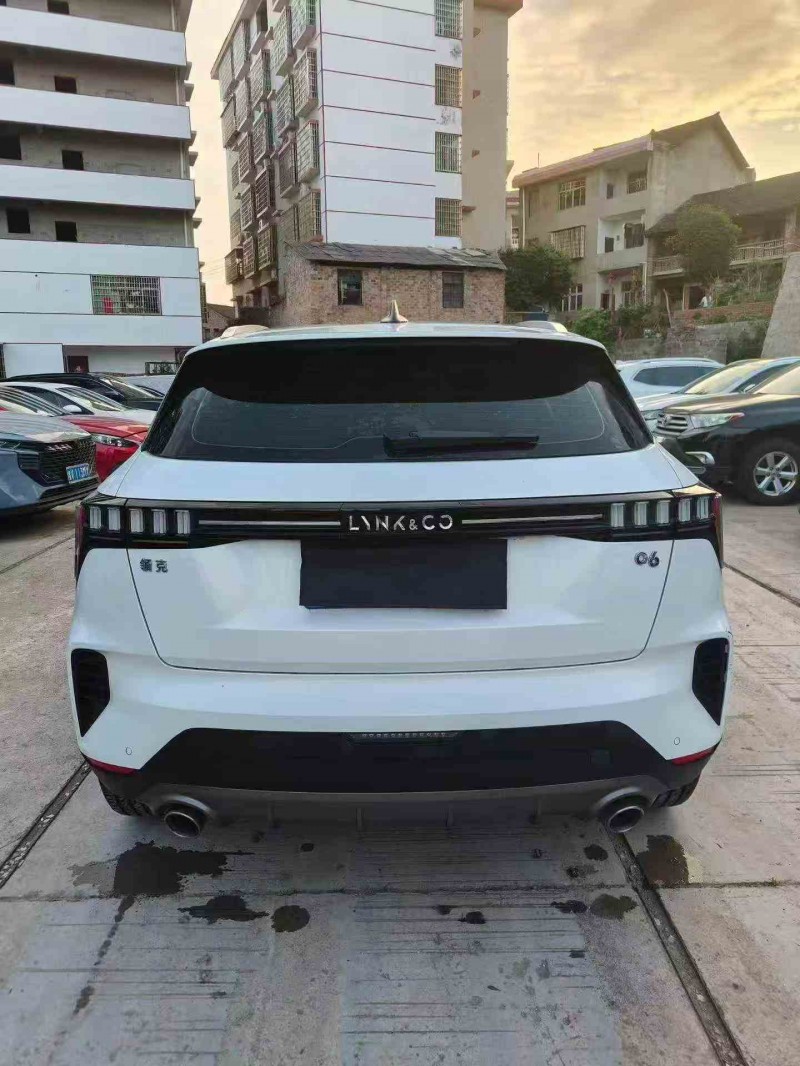 张家界24年领克066