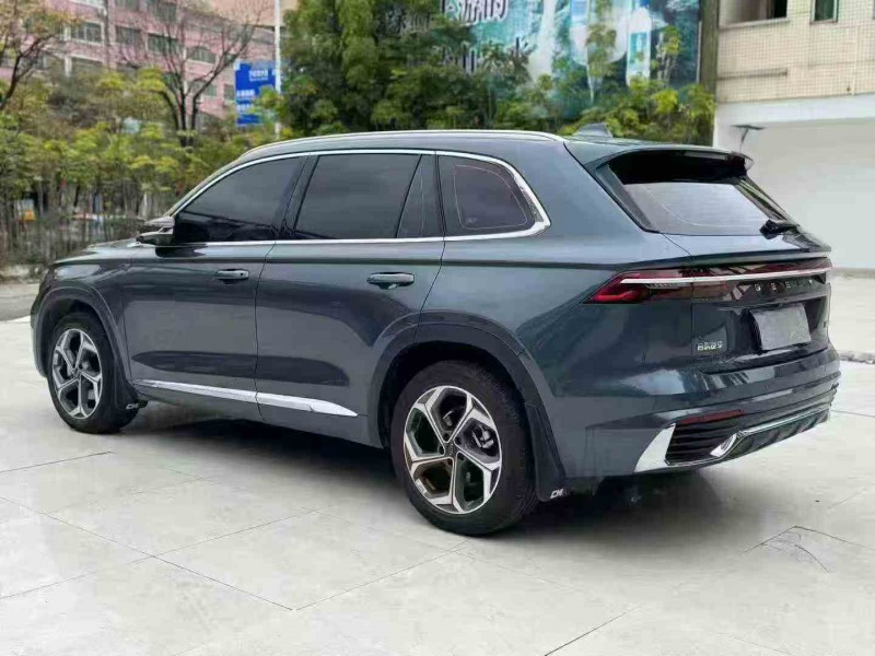 珠海25年吉利星越8