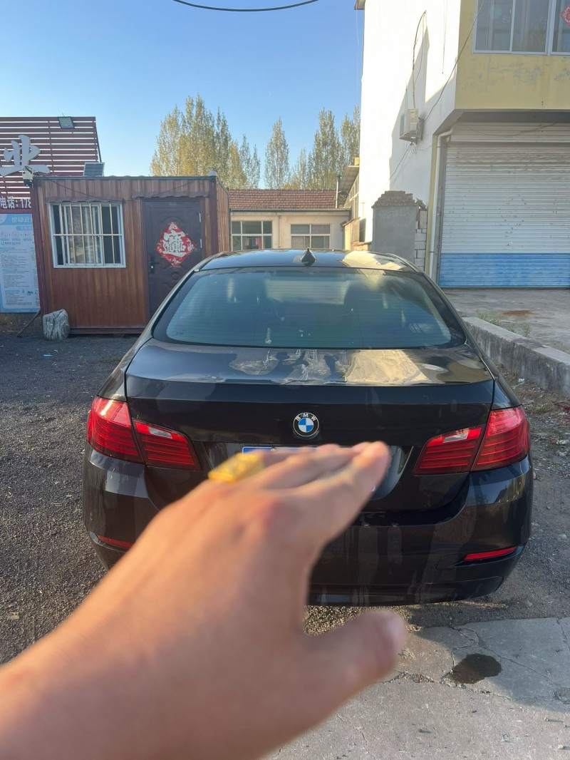 泰安16年宝马5系8