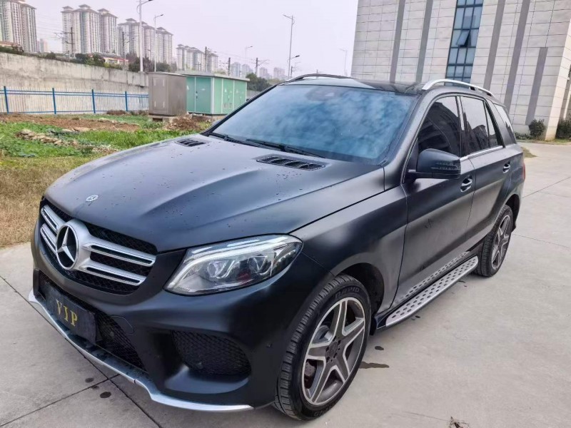 襄阳17年奔驰GLE2