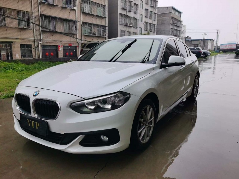 襄阳18年宝马1系3