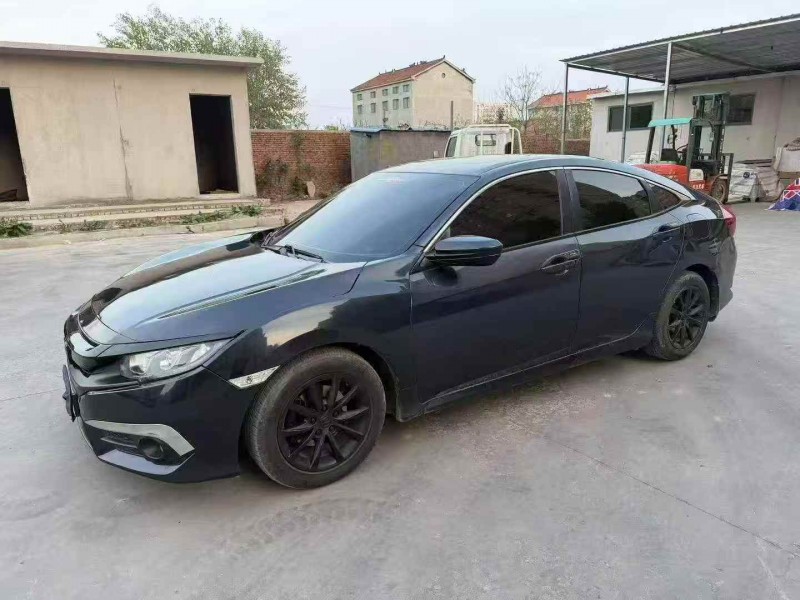 烟台17年本田思域2