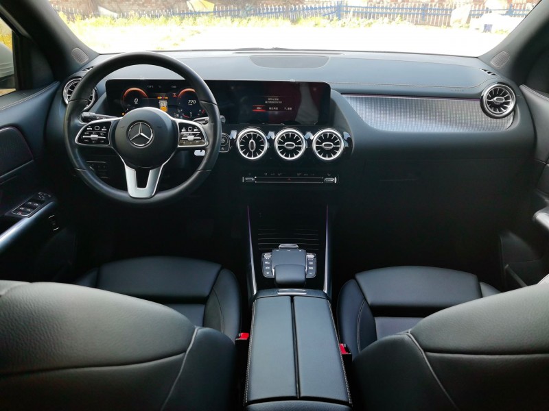 襄阳20年奔驰GLA6