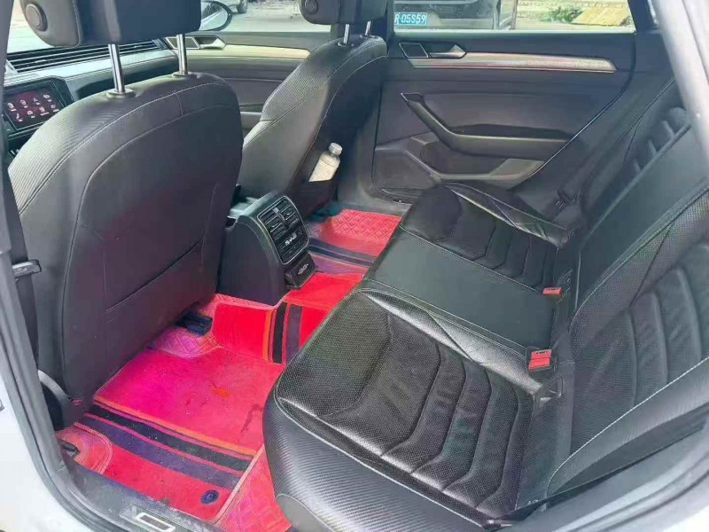 济宁19年大众CC3