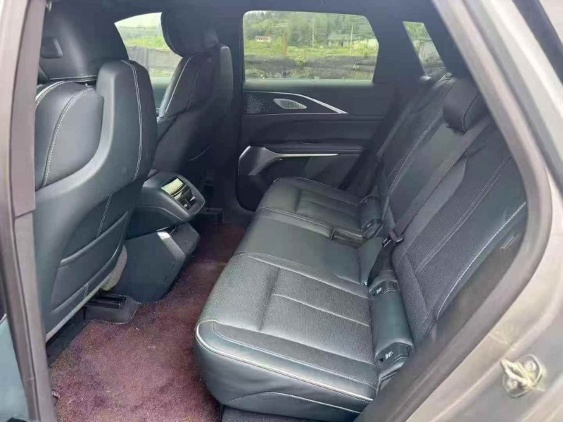 岳阳22年凯迪拉克LYRIQ锐歌5