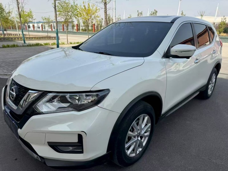 潍坊23年日产奇骏3