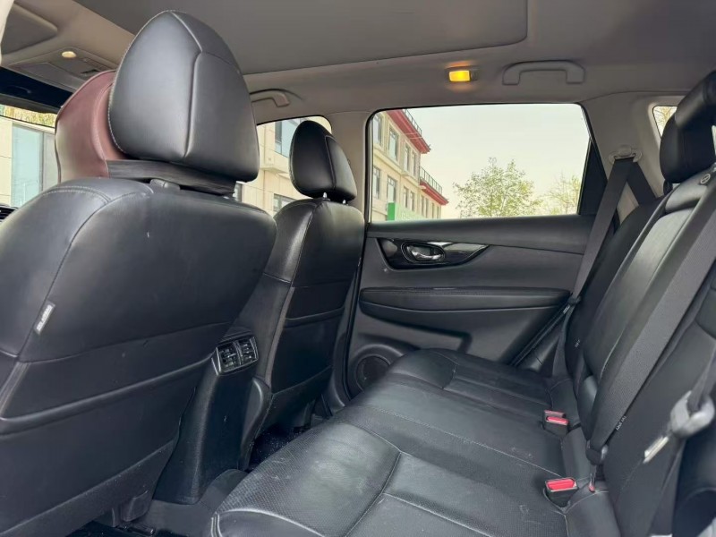 潍坊23年日产奇骏6