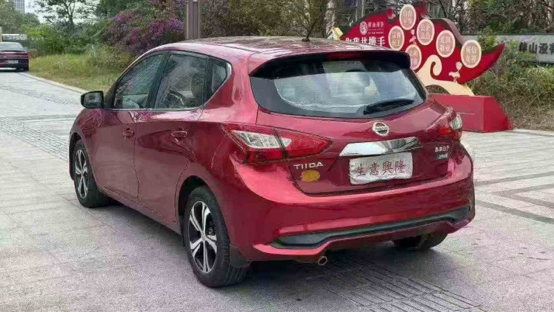 湛江20年日产骐达7