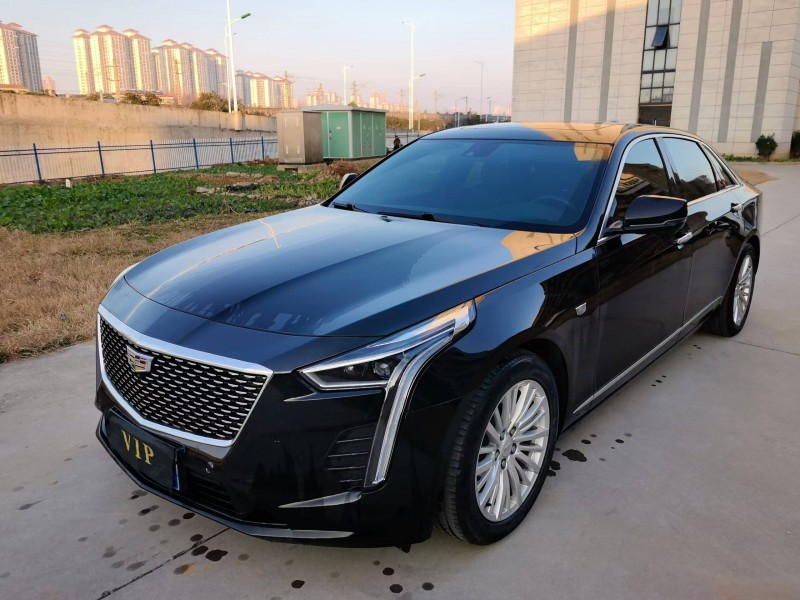 襄阳19年凯迪拉克CT63